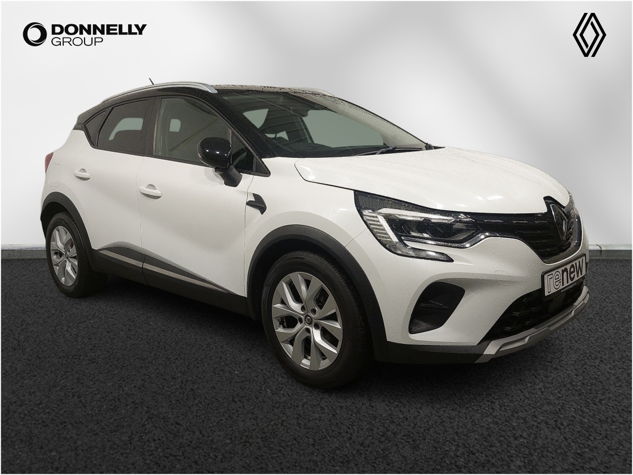 Main listing image - Renault Captur