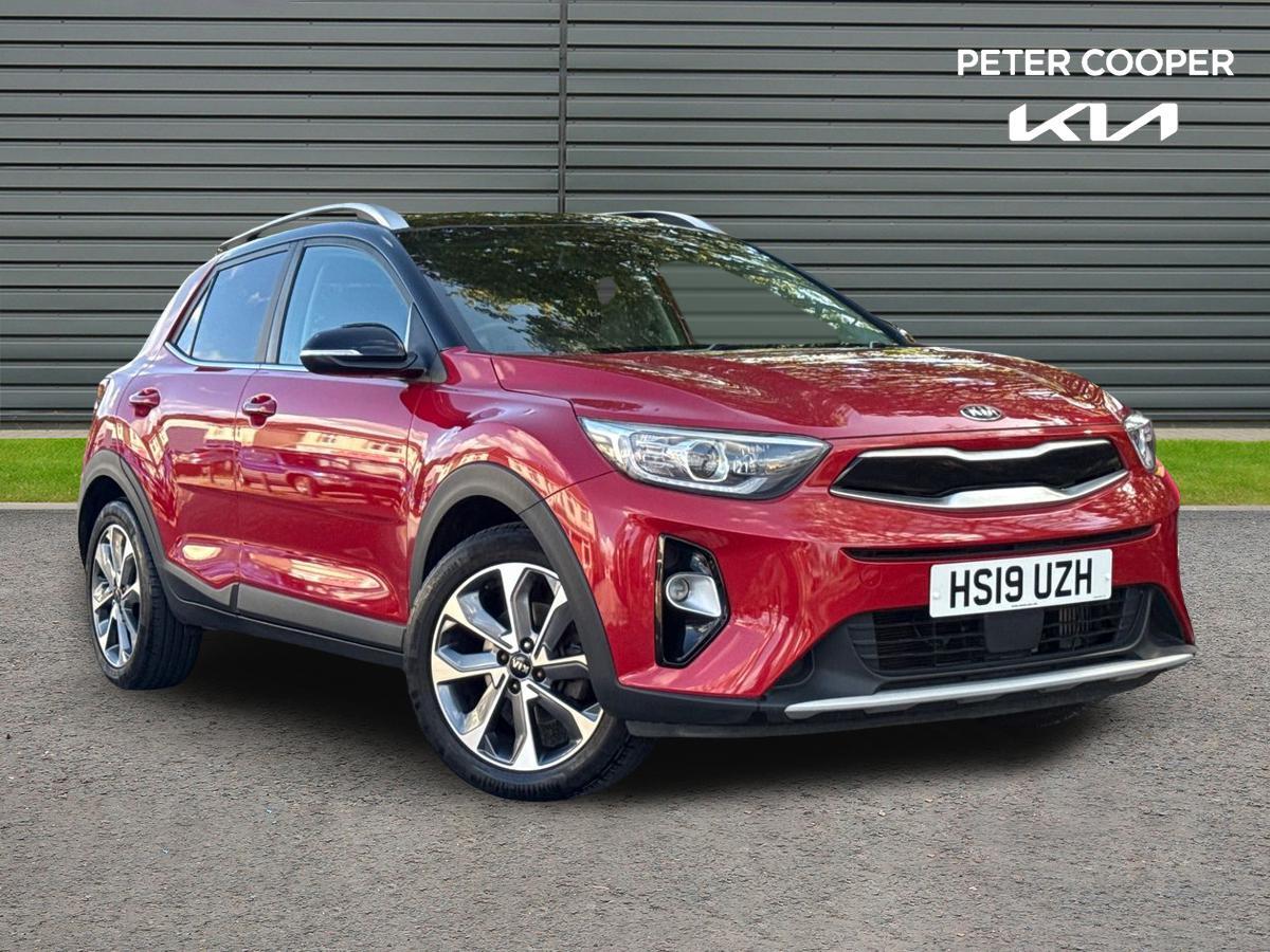 Main listing image - Kia Stonic