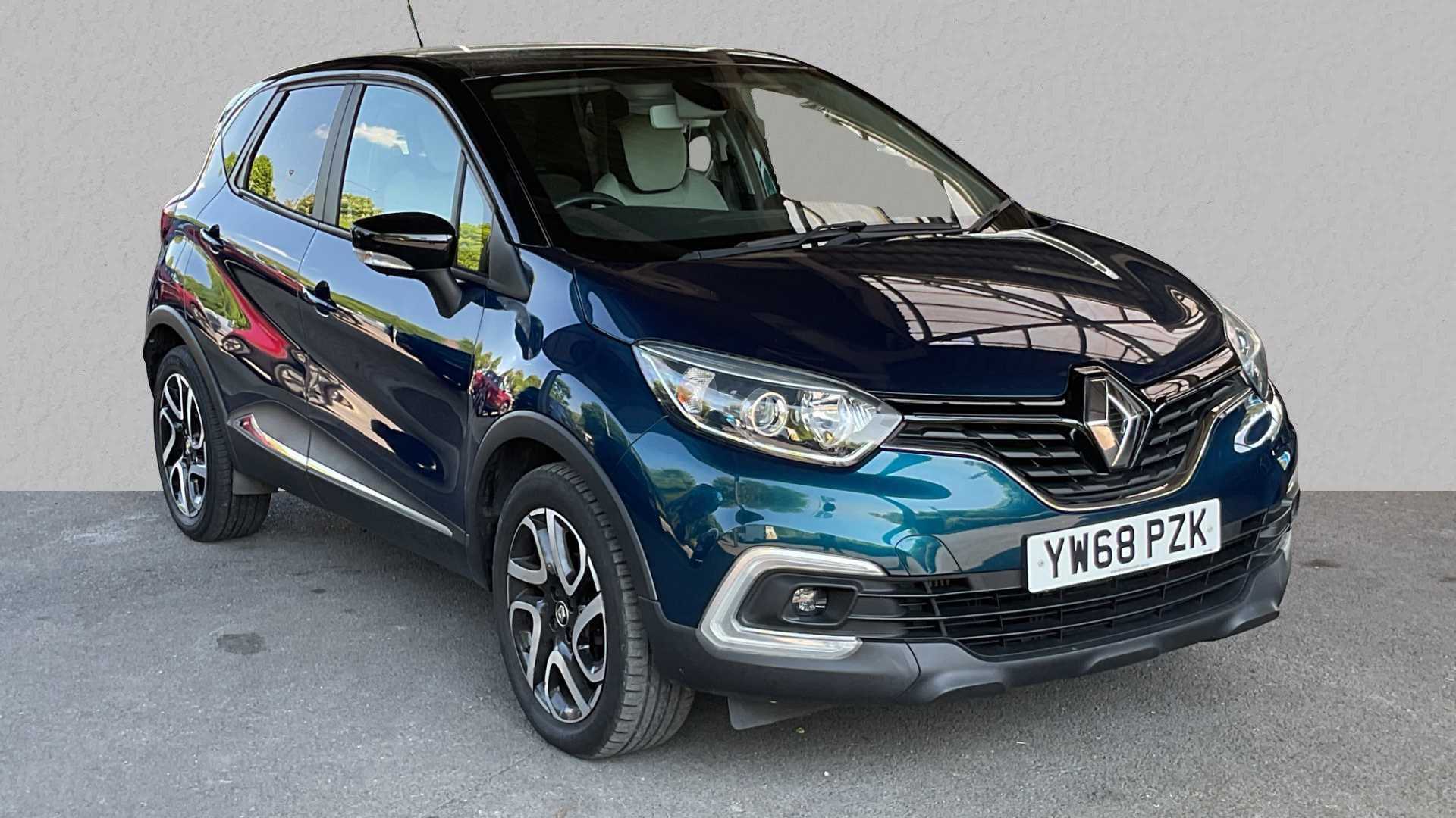 Main listing image - Renault Captur