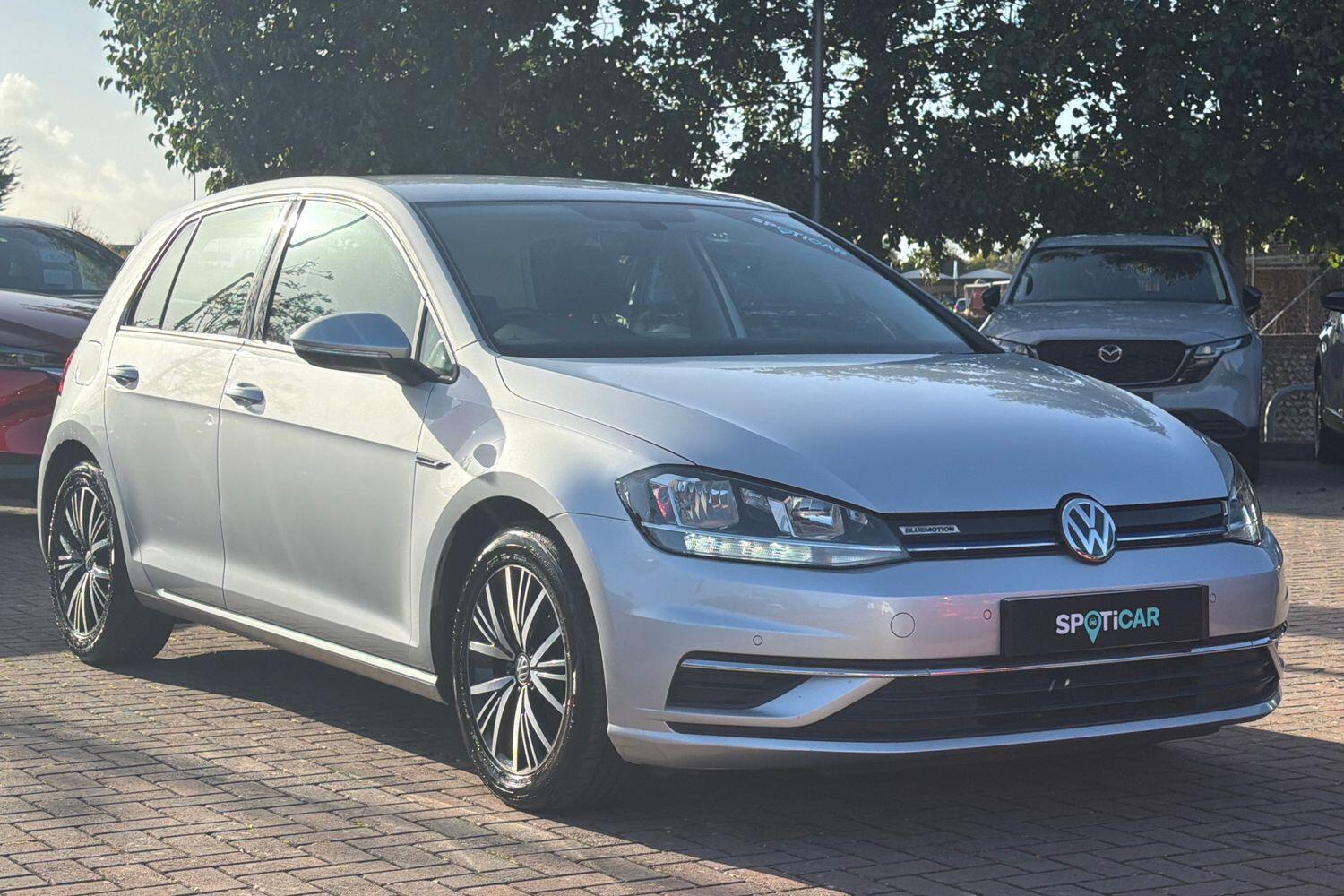 Main listing image - Volkswagen Golf