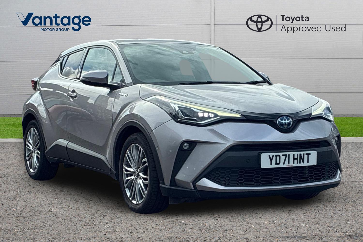 Main listing image - Toyota C-HR