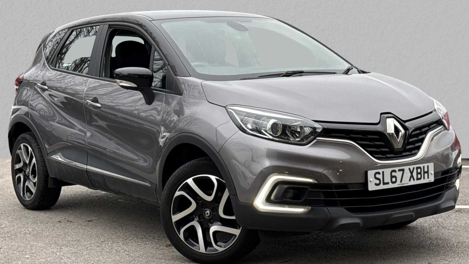 Main listing image - Renault Captur