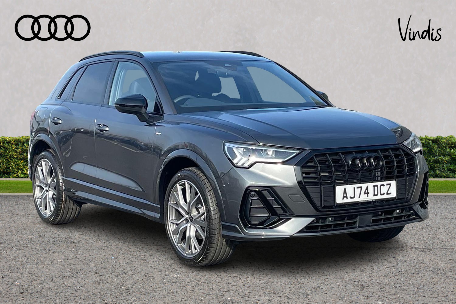 Main listing image - Audi Q3