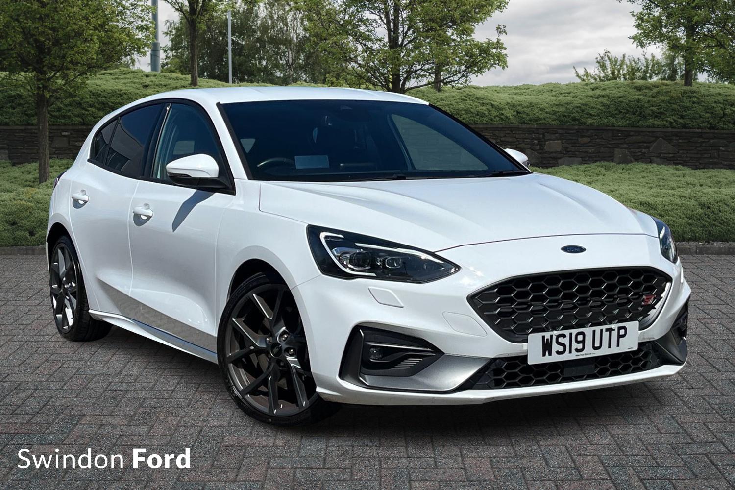 Main listing image - Ford Focus
