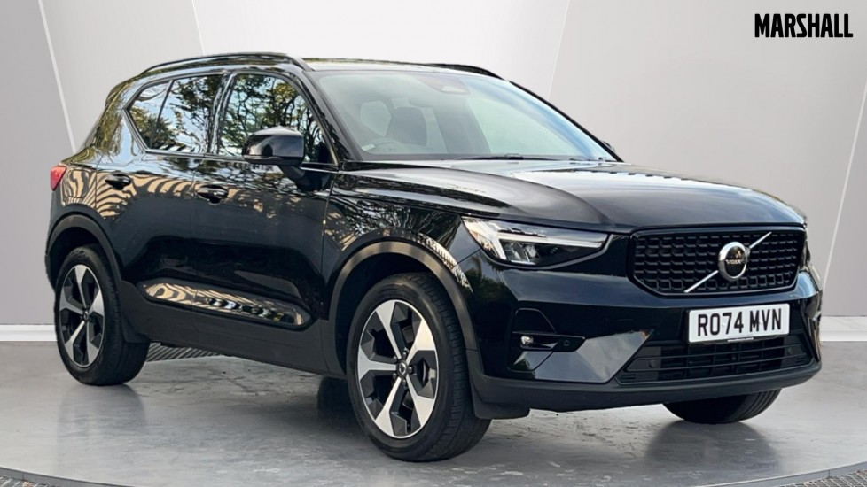 Main listing image - Volvo XC40