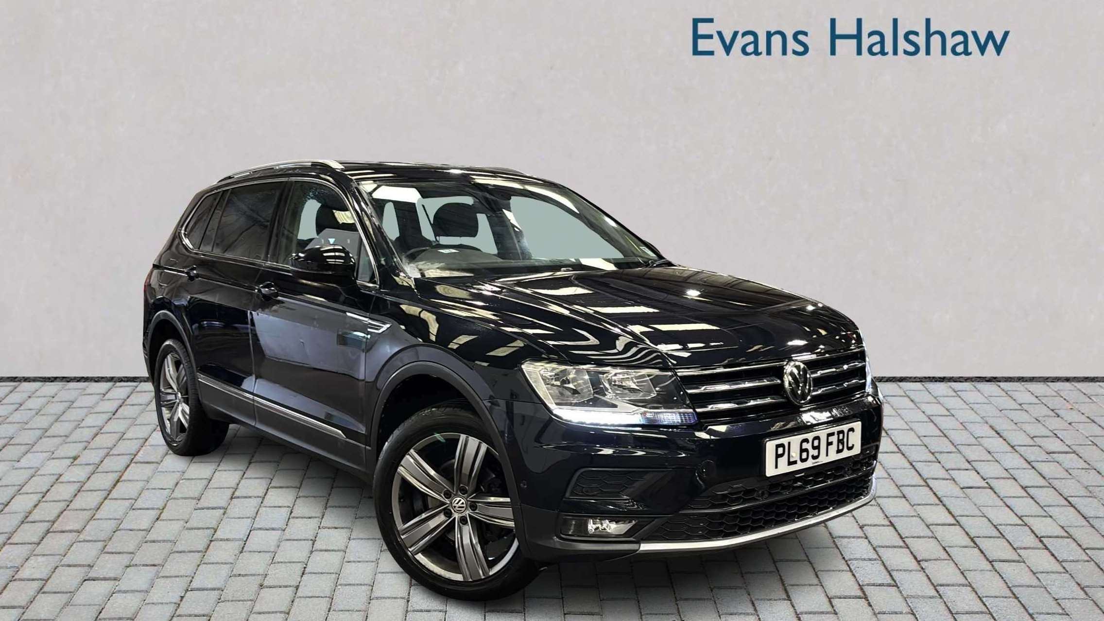 Main listing image - Volkswagen Tiguan Allspace