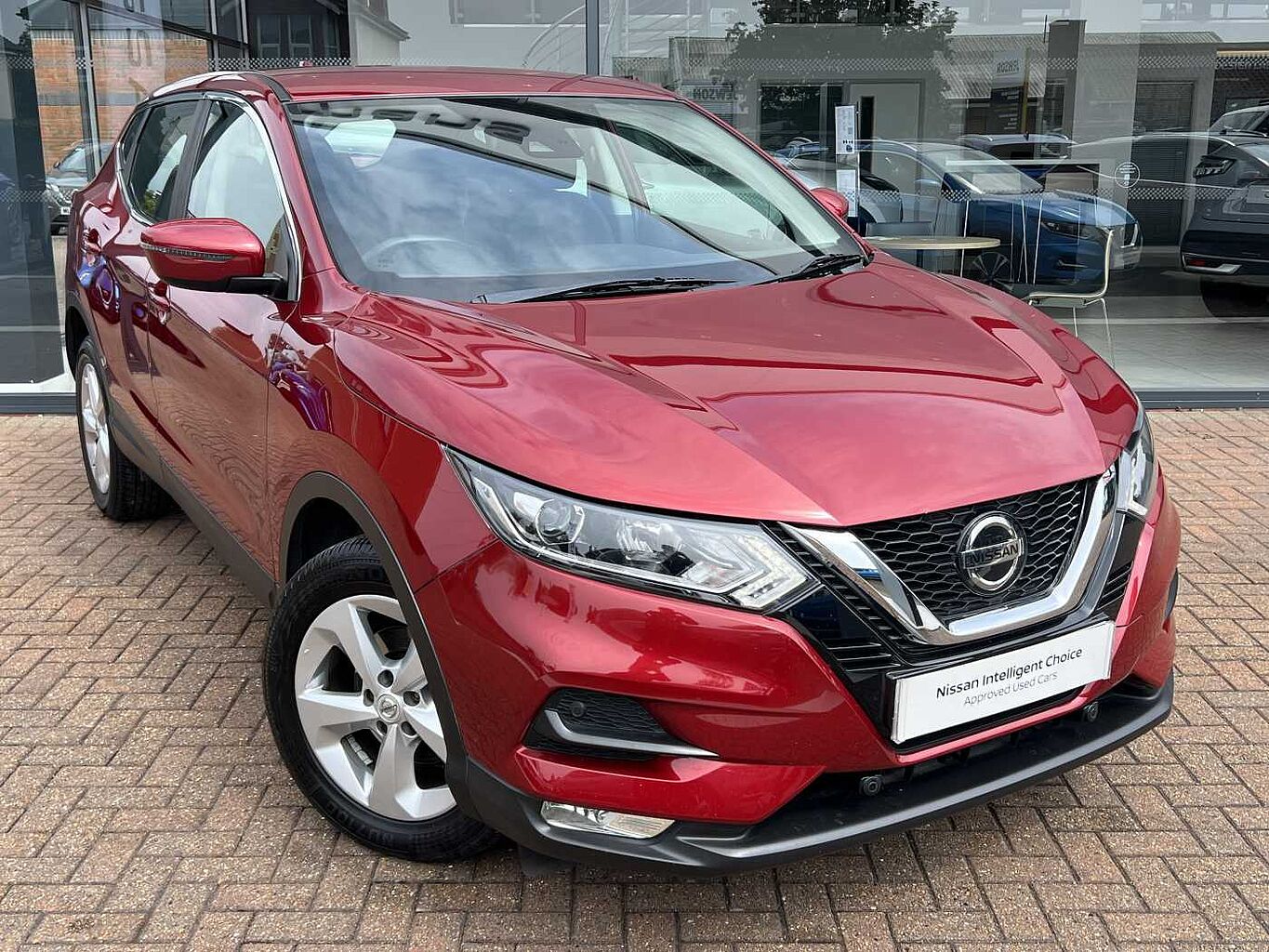 Main listing image - Nissan Qashqai