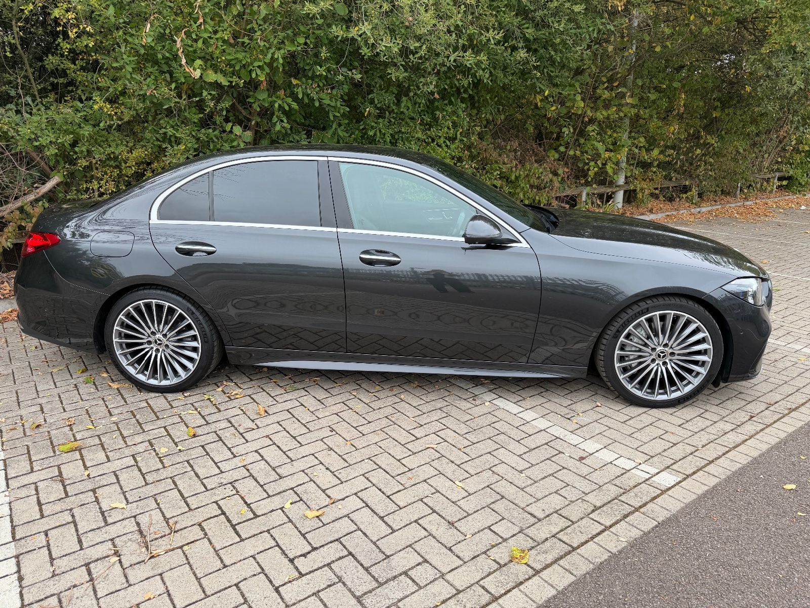 Main listing image - Mercedes-Benz C-Class