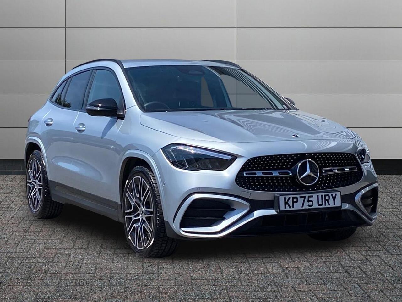 Main listing image - Mercedes-Benz GLA
