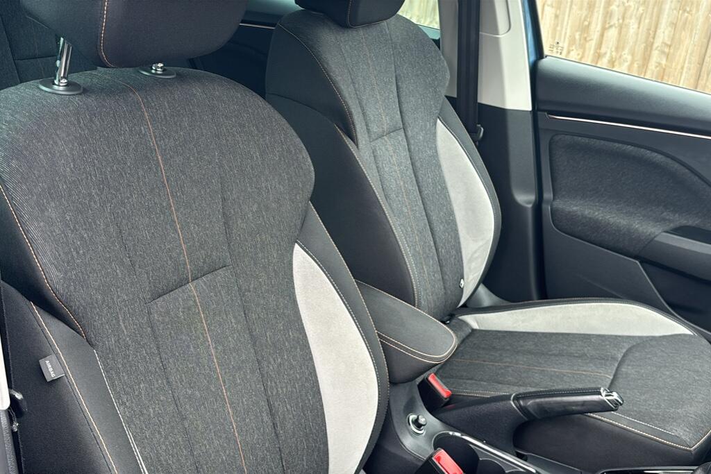 Main listing image - Skoda Scala