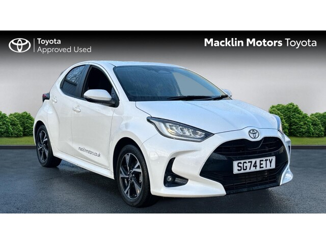 Main listing image - Toyota Yaris