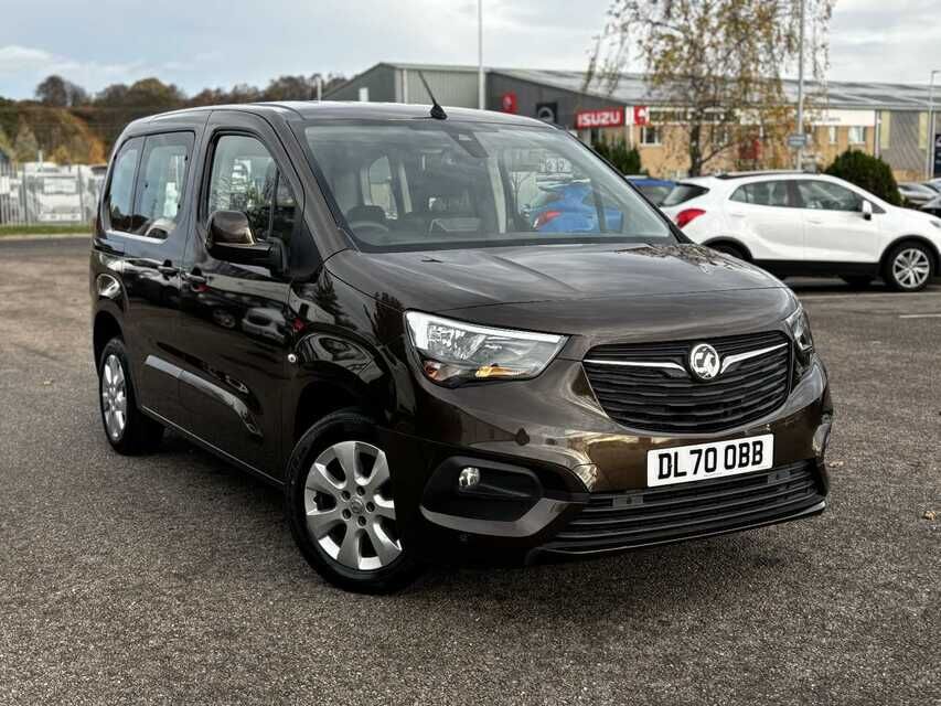 Main listing image - Vauxhall Combo Life