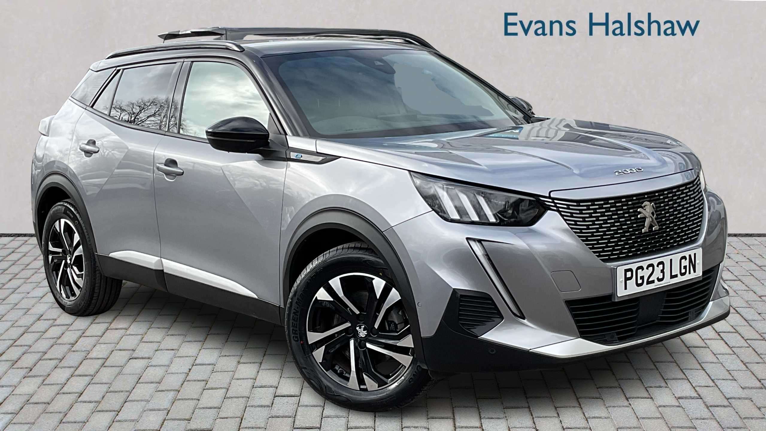 Main listing image - Peugeot e-2008