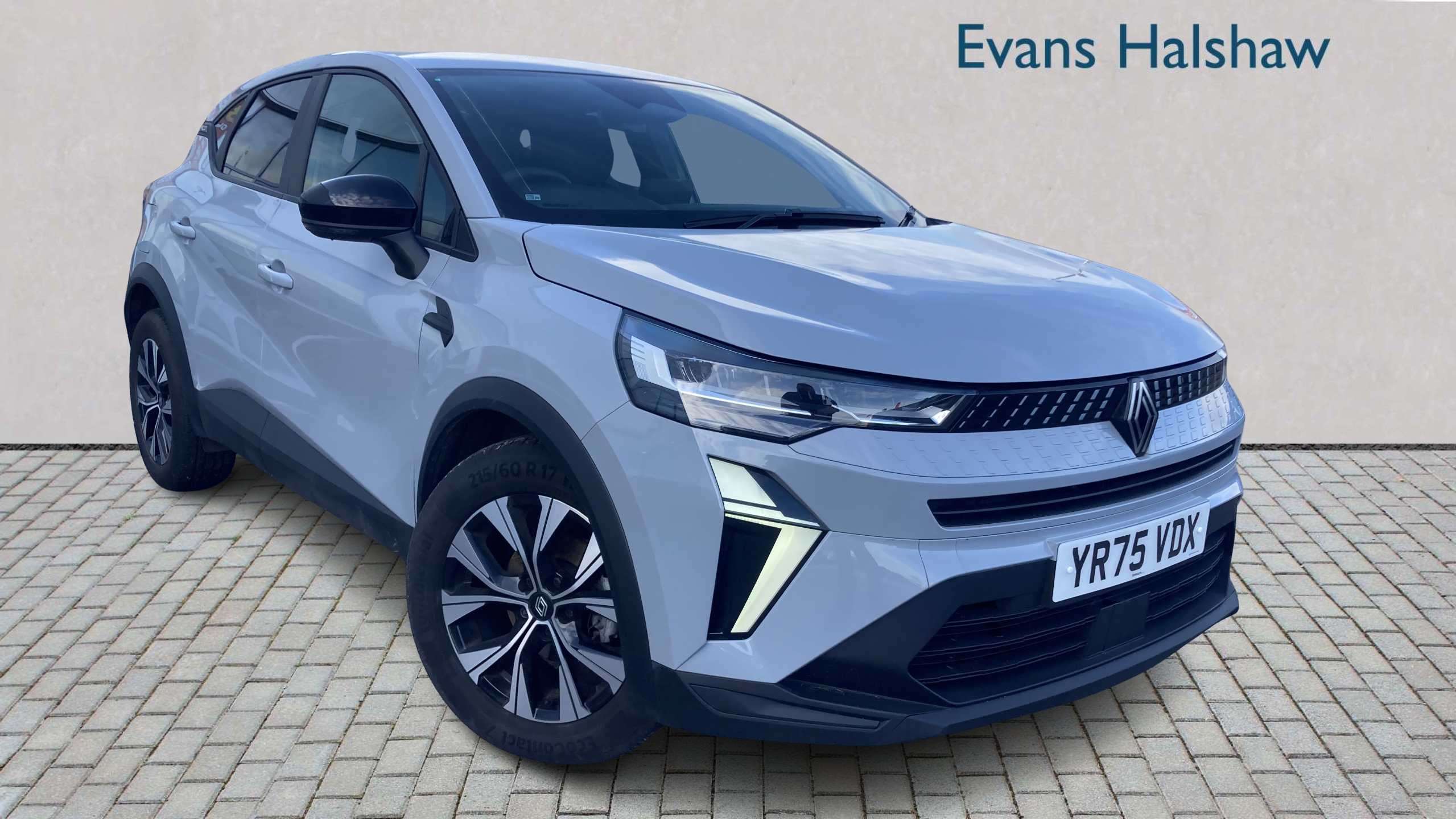 Main listing image - Renault Captur