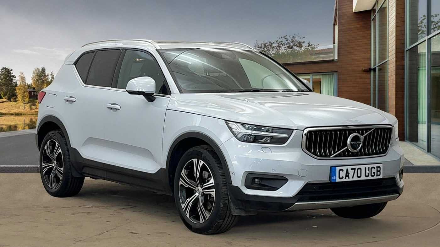 Main listing image - Volvo XC40