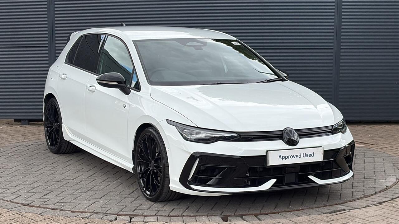 Main listing image - Volkswagen Golf