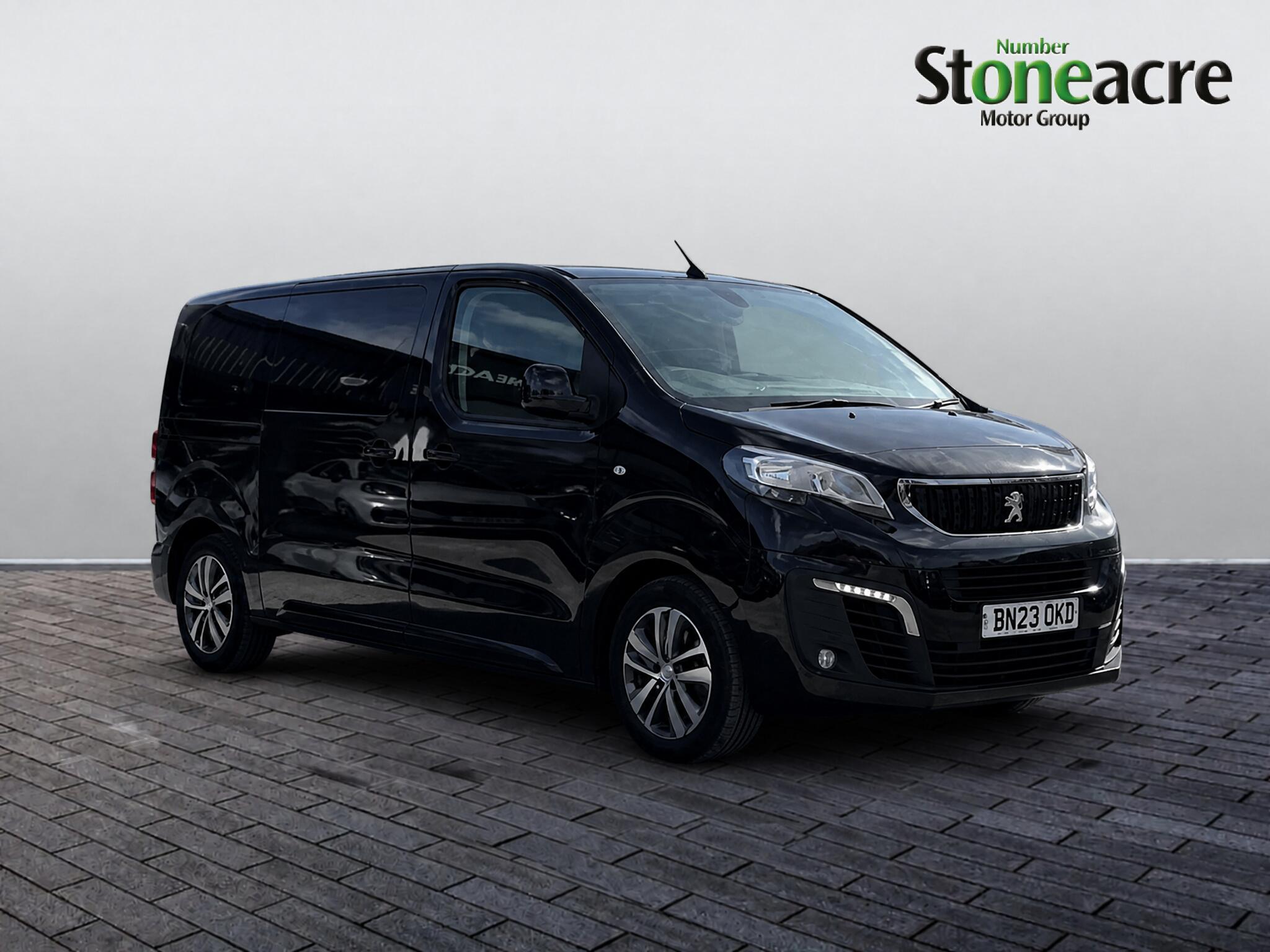 Main listing image - Peugeot Traveller