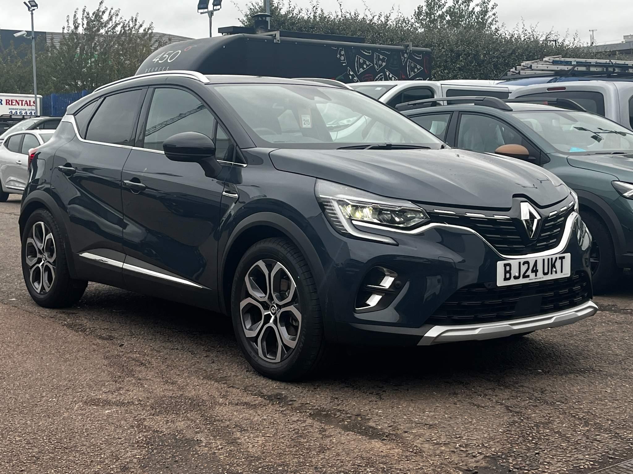 Main listing image - Renault Captur