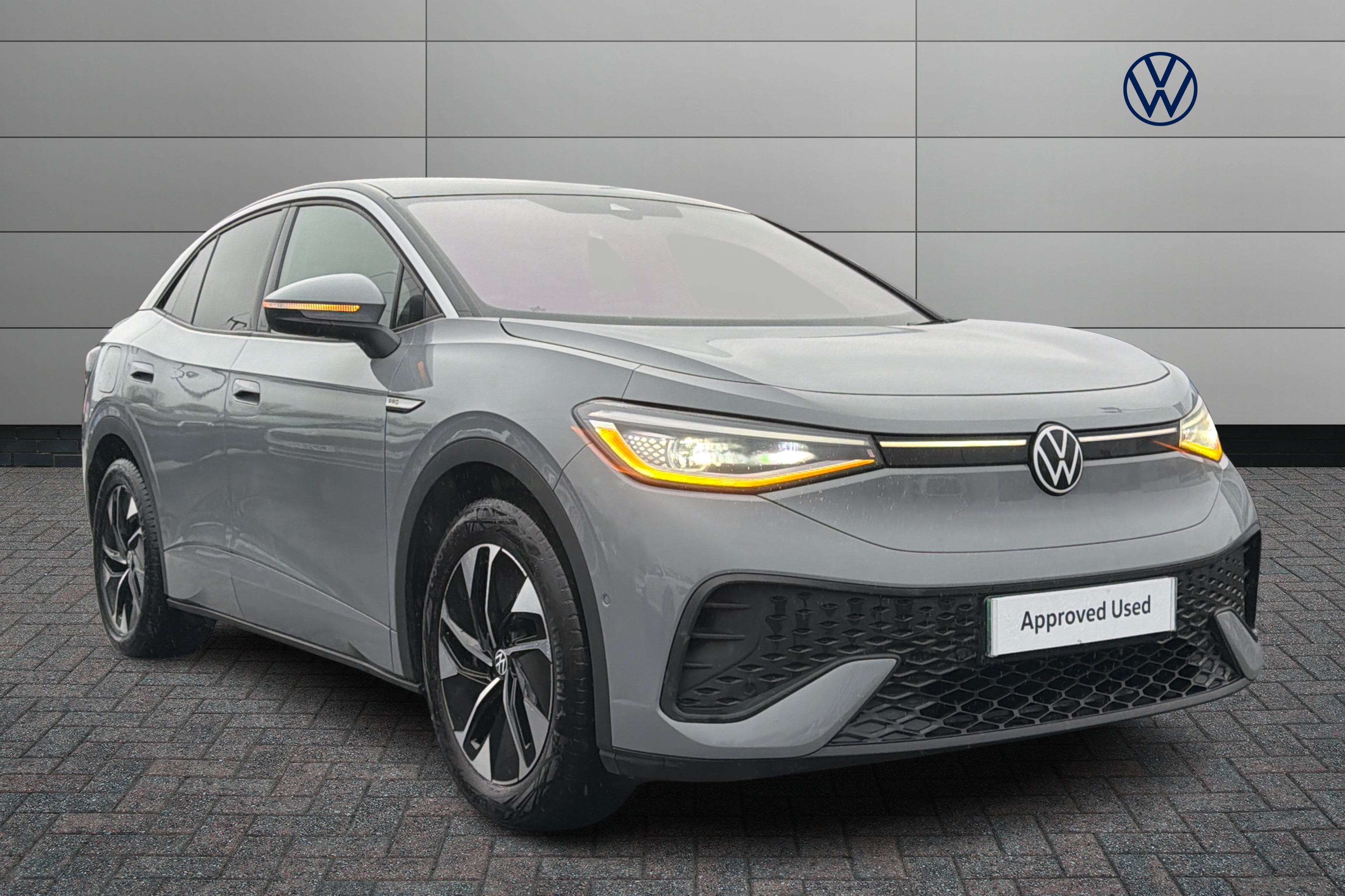 Main listing image - Volkswagen ID.5