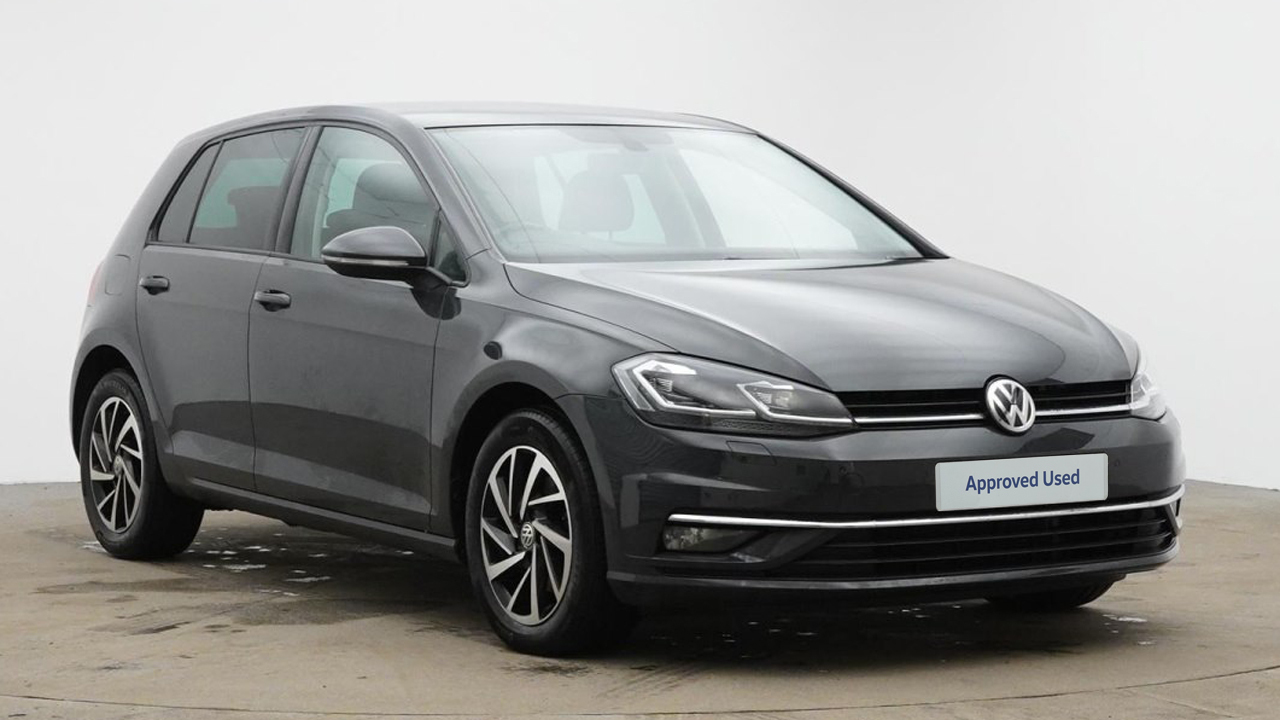 Main listing image - Volkswagen Golf