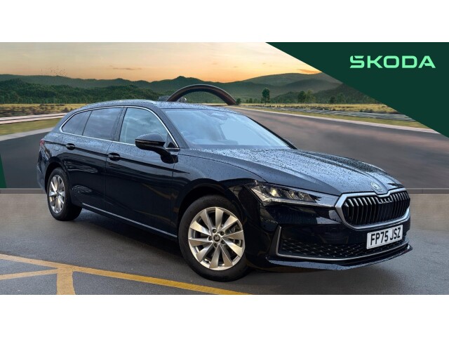 Main listing image - Skoda Superb Estate