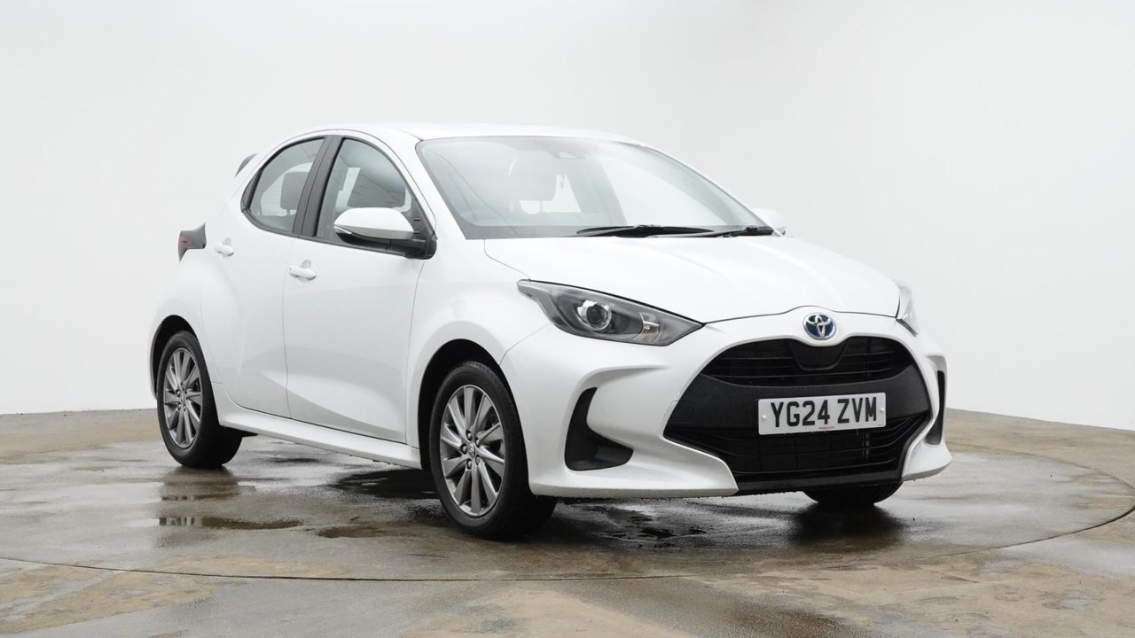 Main listing image - Toyota Yaris