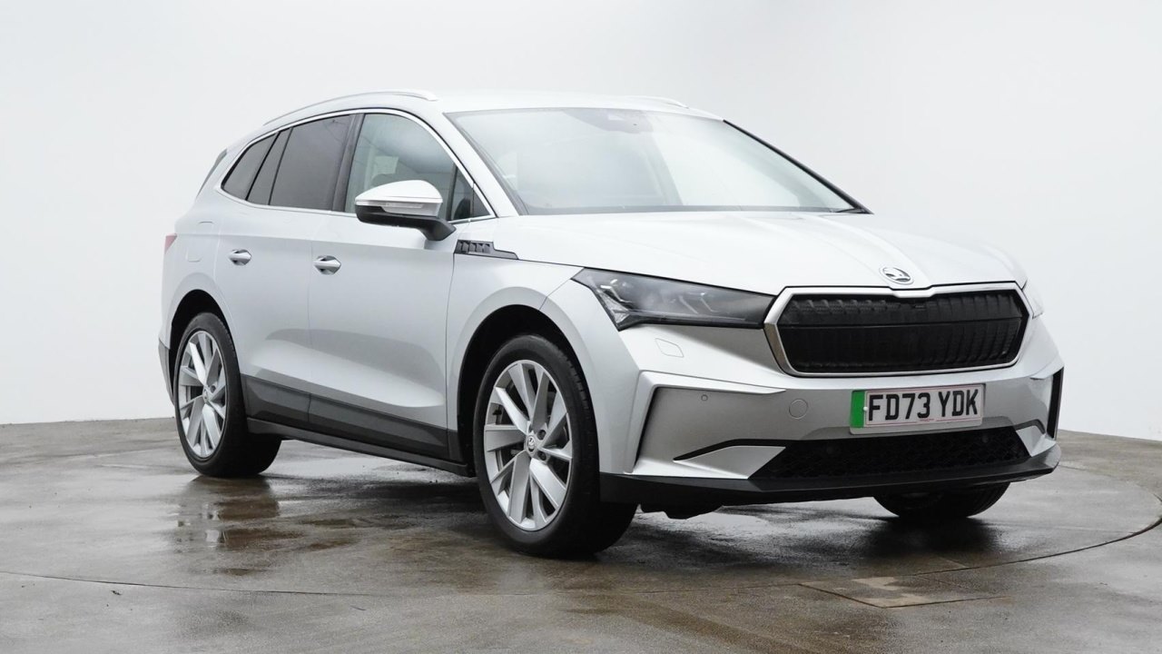 Main listing image - Skoda Enyaq