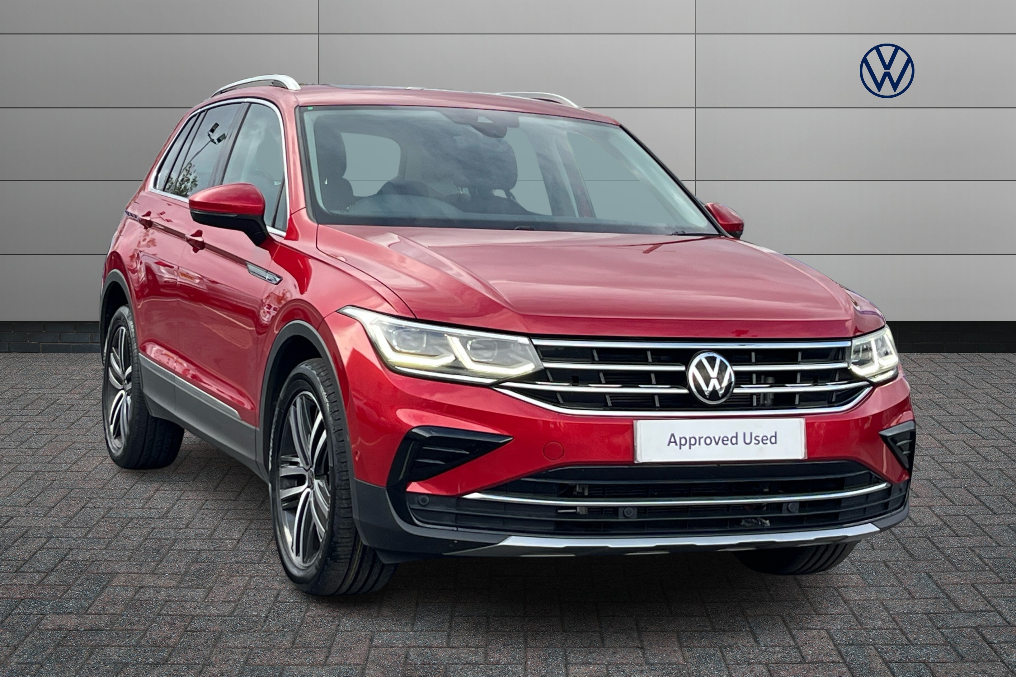 Main listing image - Volkswagen Tiguan