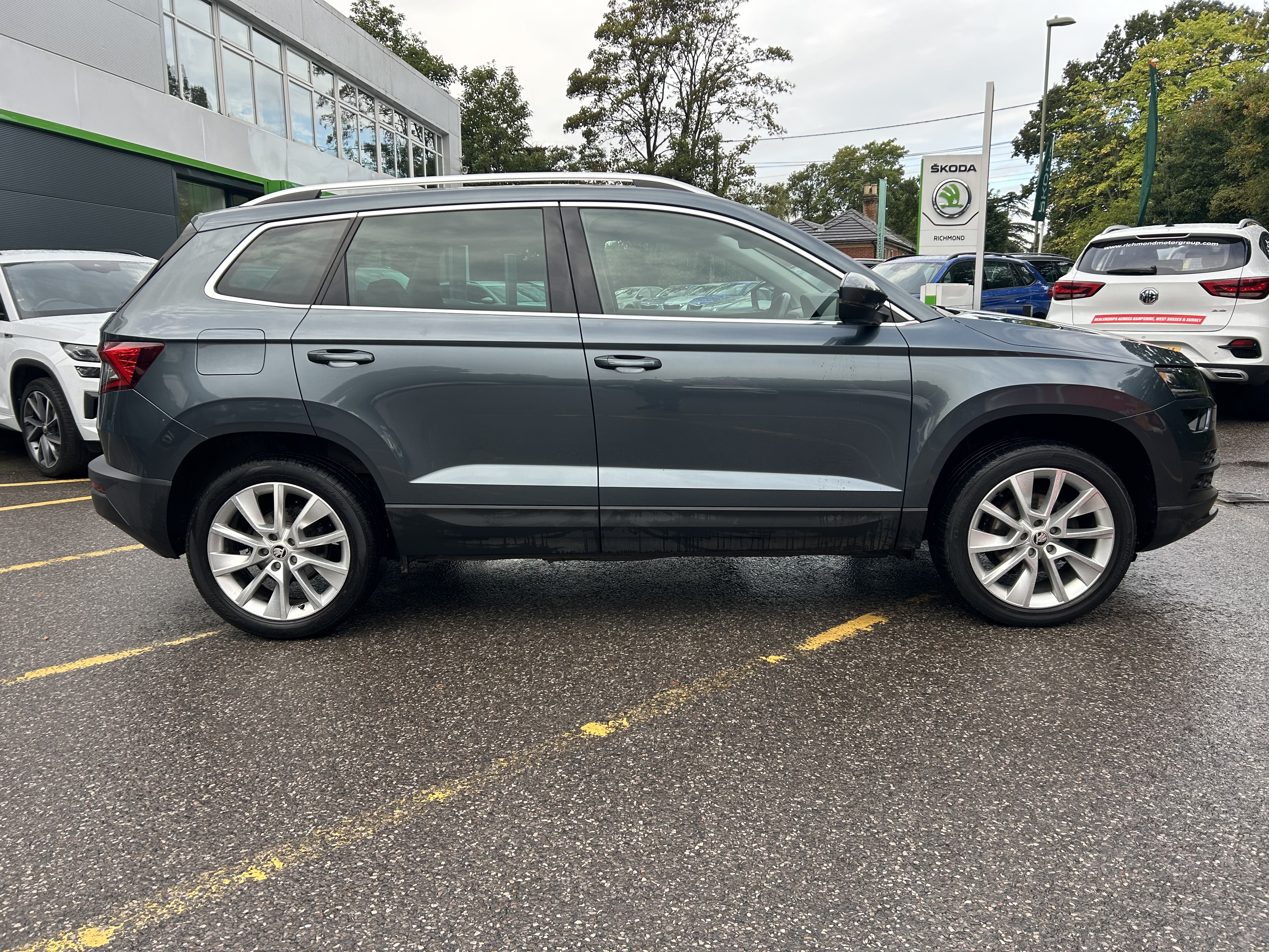 Main listing image - Skoda Karoq