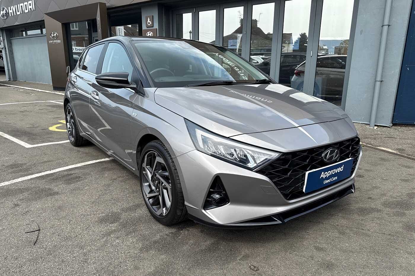 Main listing image - Hyundai i20