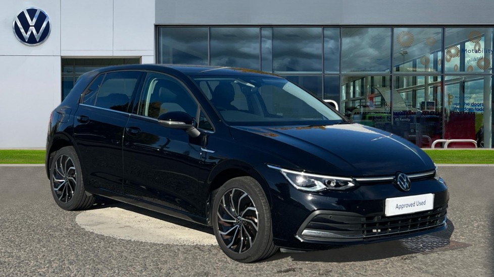 Main listing image - Volkswagen Golf