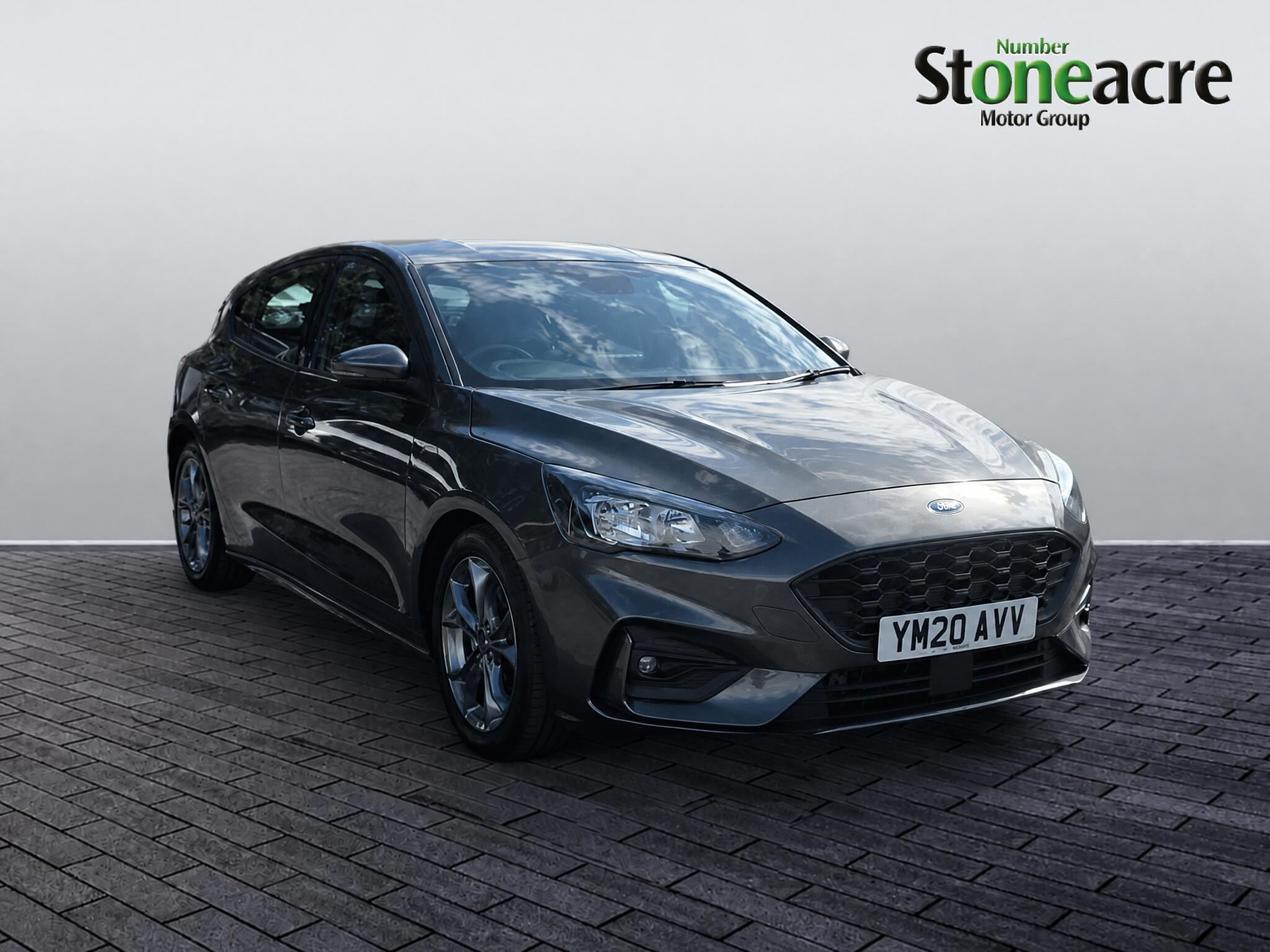Main listing image - Ford Focus