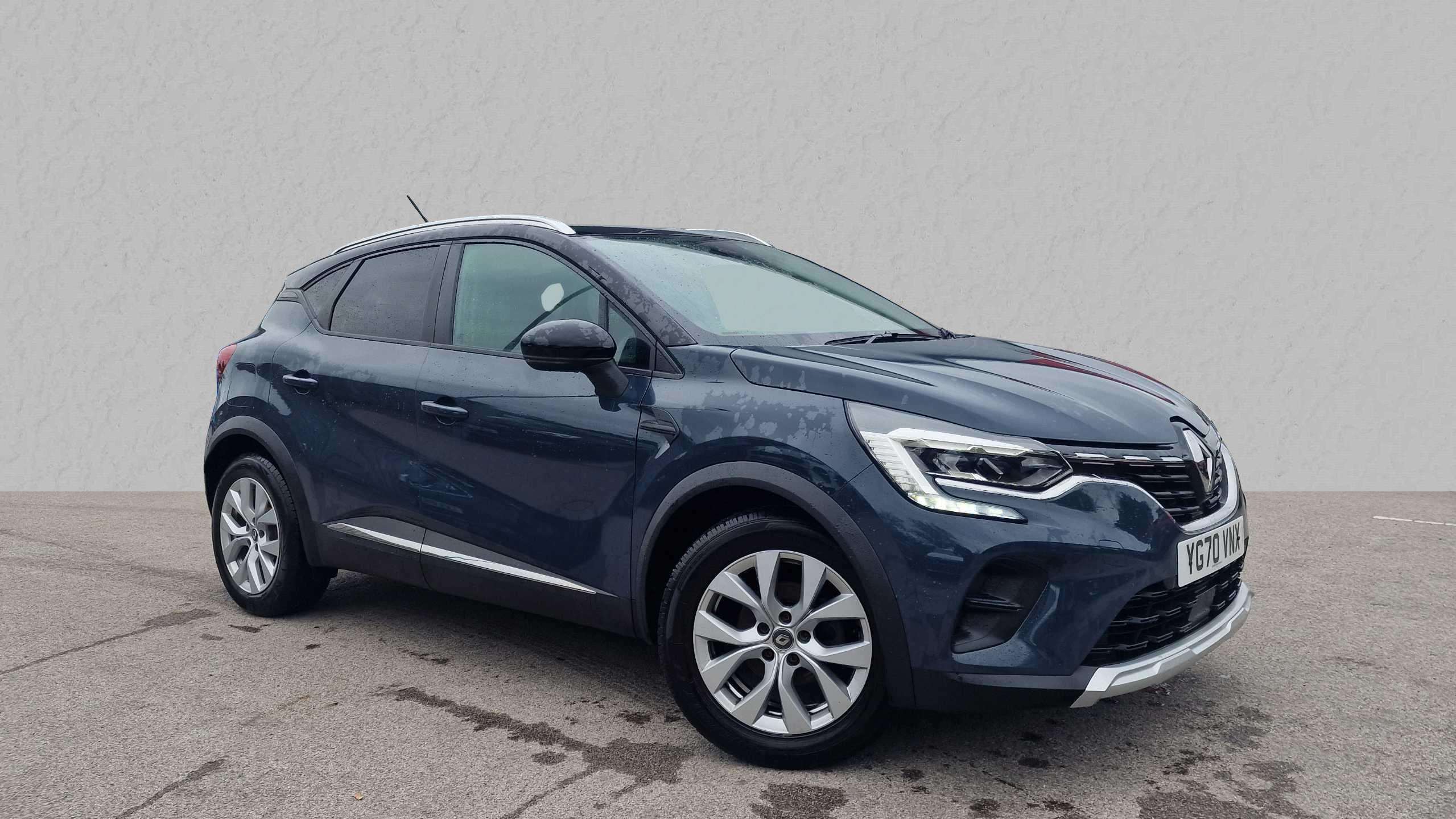 Main listing image - Renault Captur