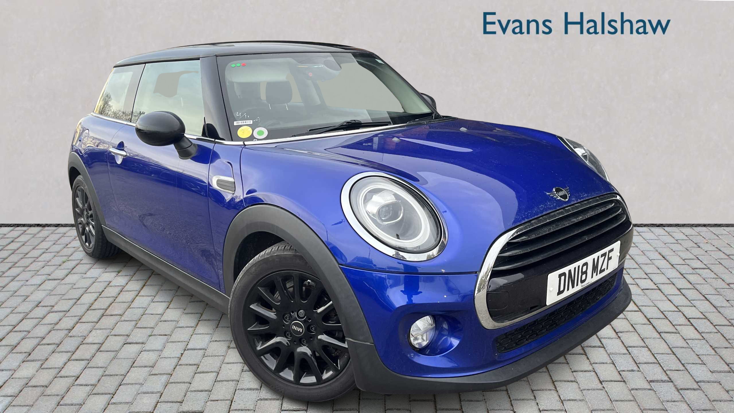 Main listing image - MINI Hatchback