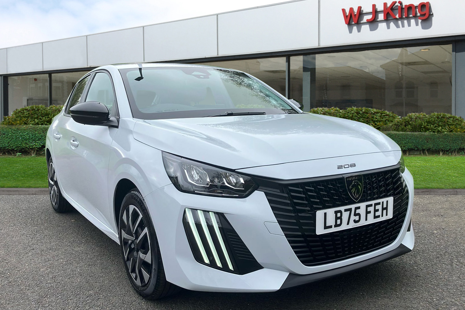 Main listing image - Peugeot 208