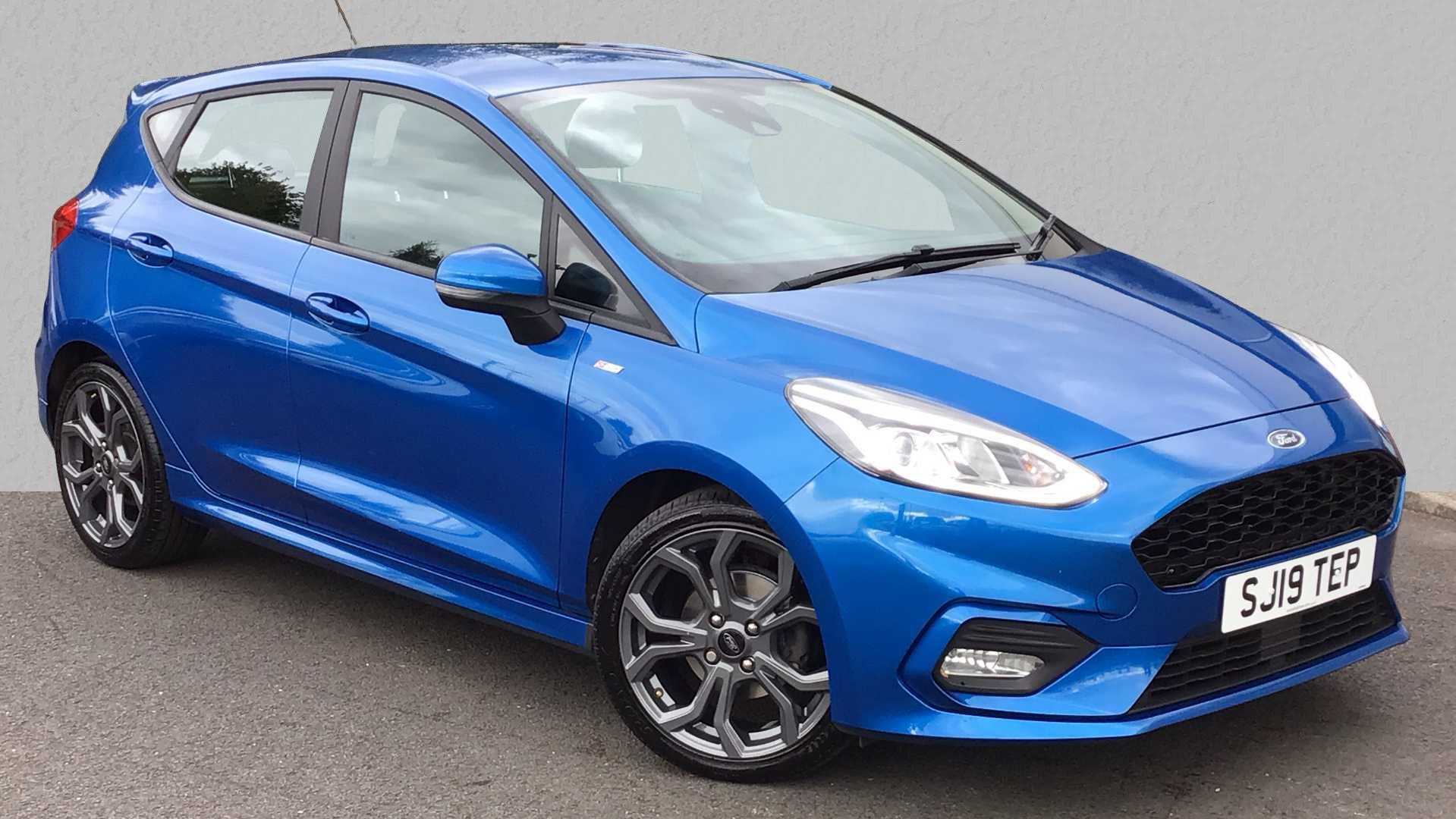 Main listing image - Ford Fiesta