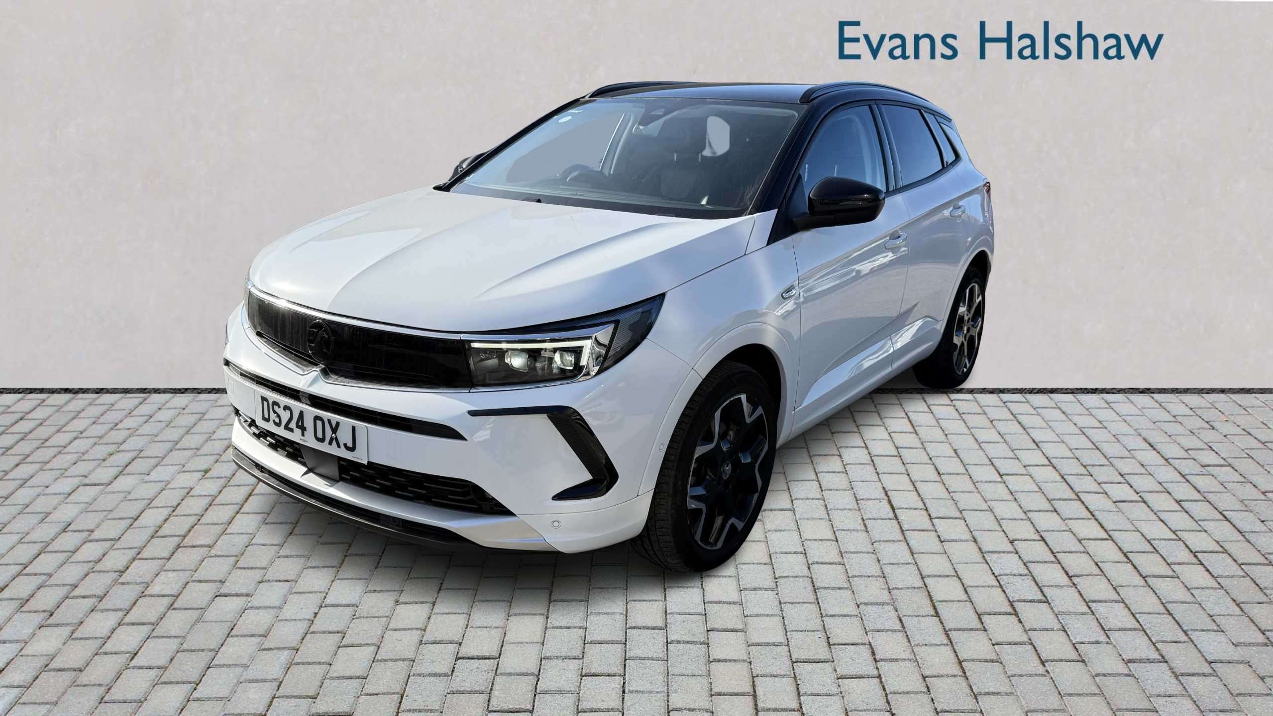 Main listing image - Vauxhall Grandland