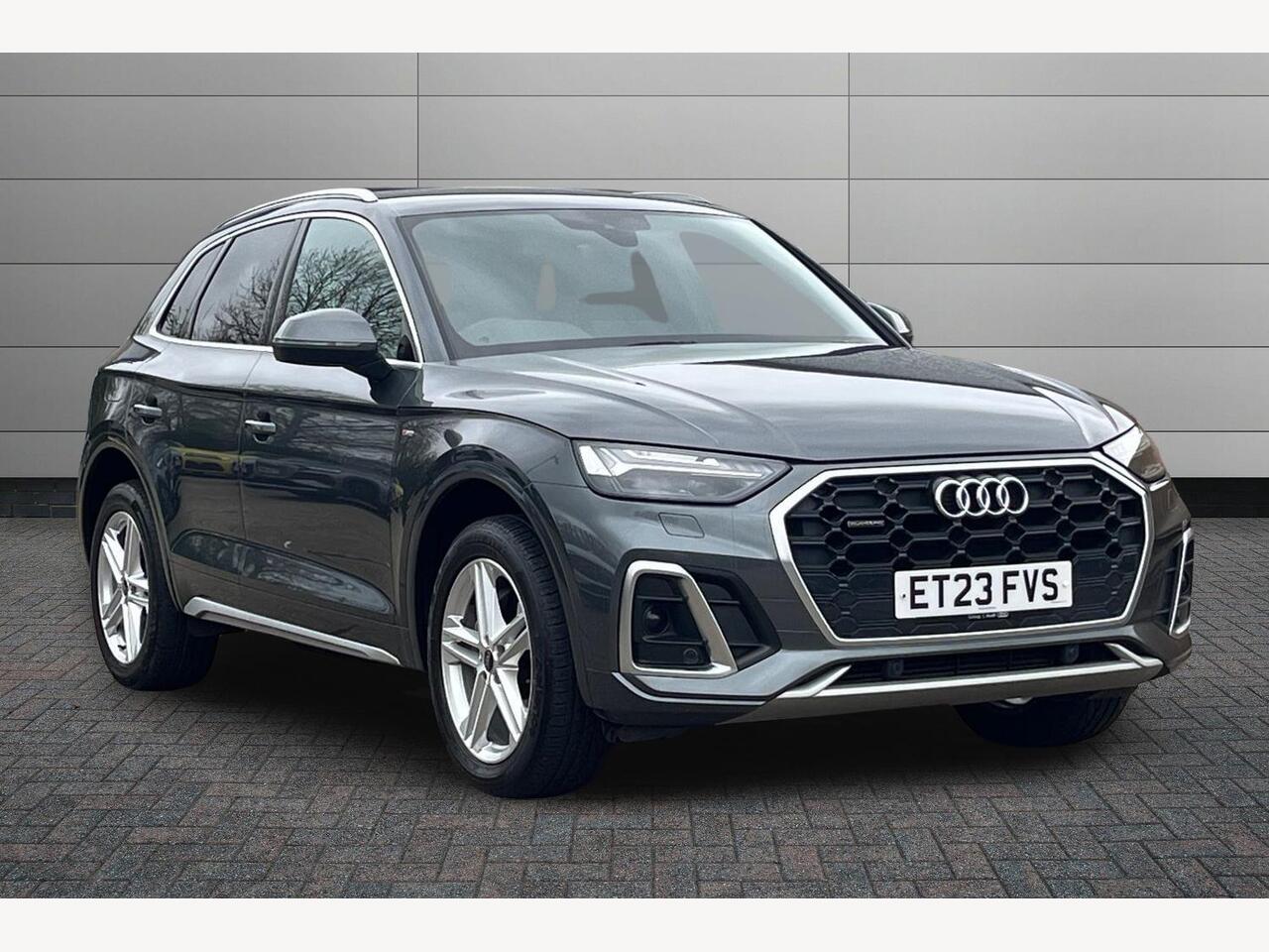 Main listing image - Audi Q5
