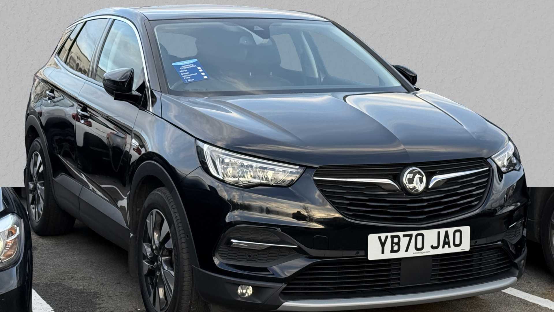 Main listing image - Vauxhall Grandland X