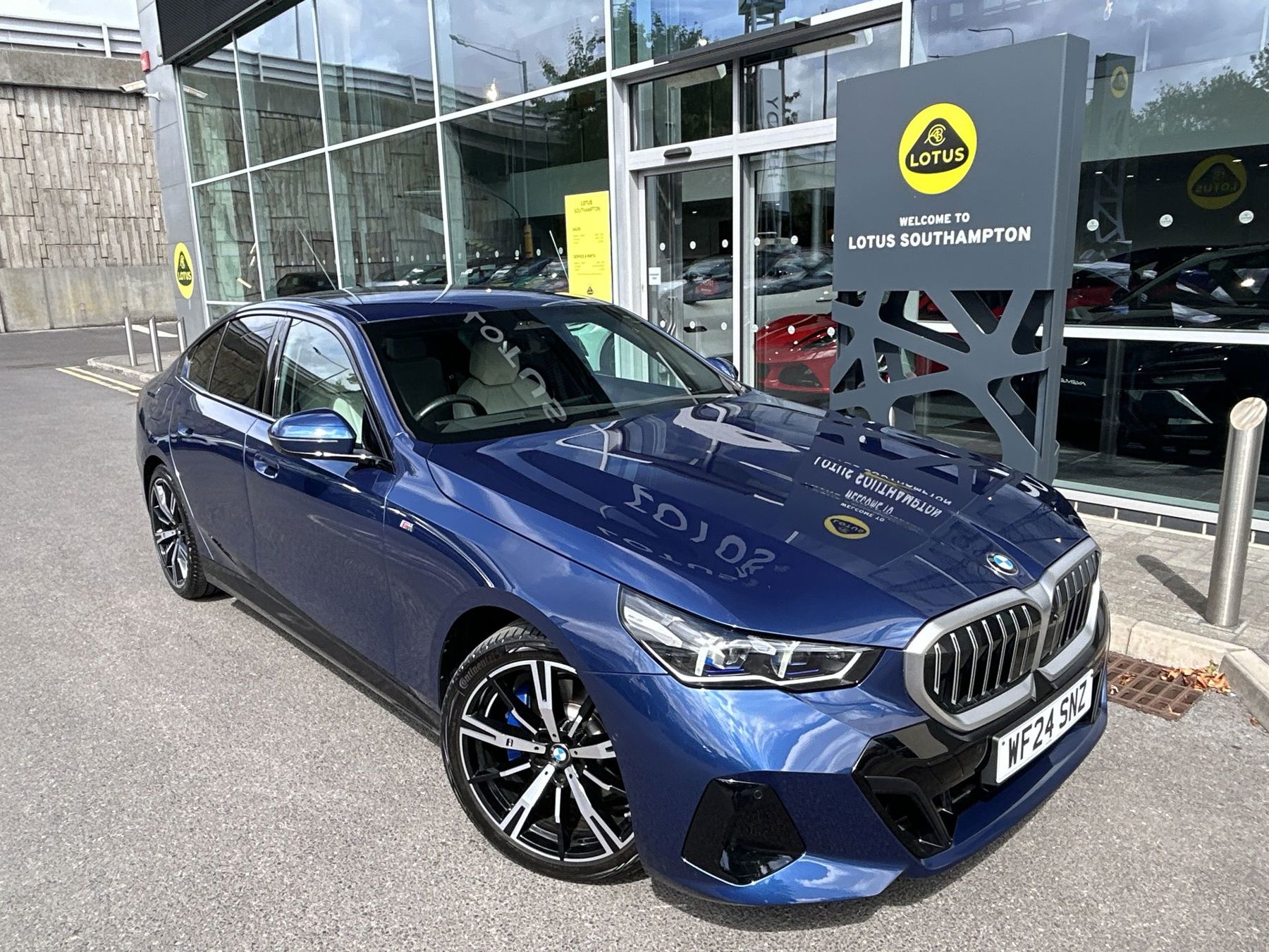Main listing image - BMW 5 Series