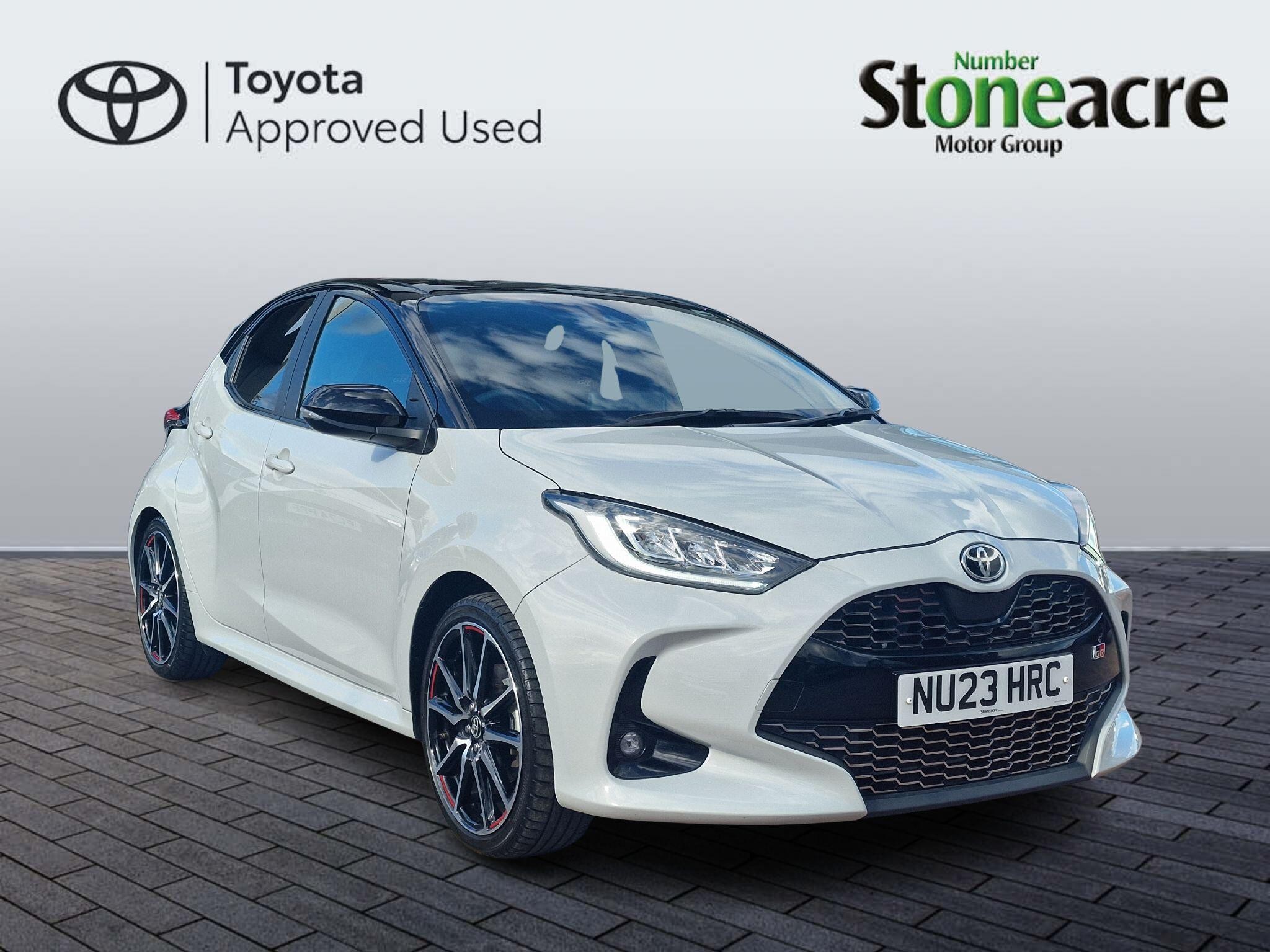 Main listing image - Toyota Yaris