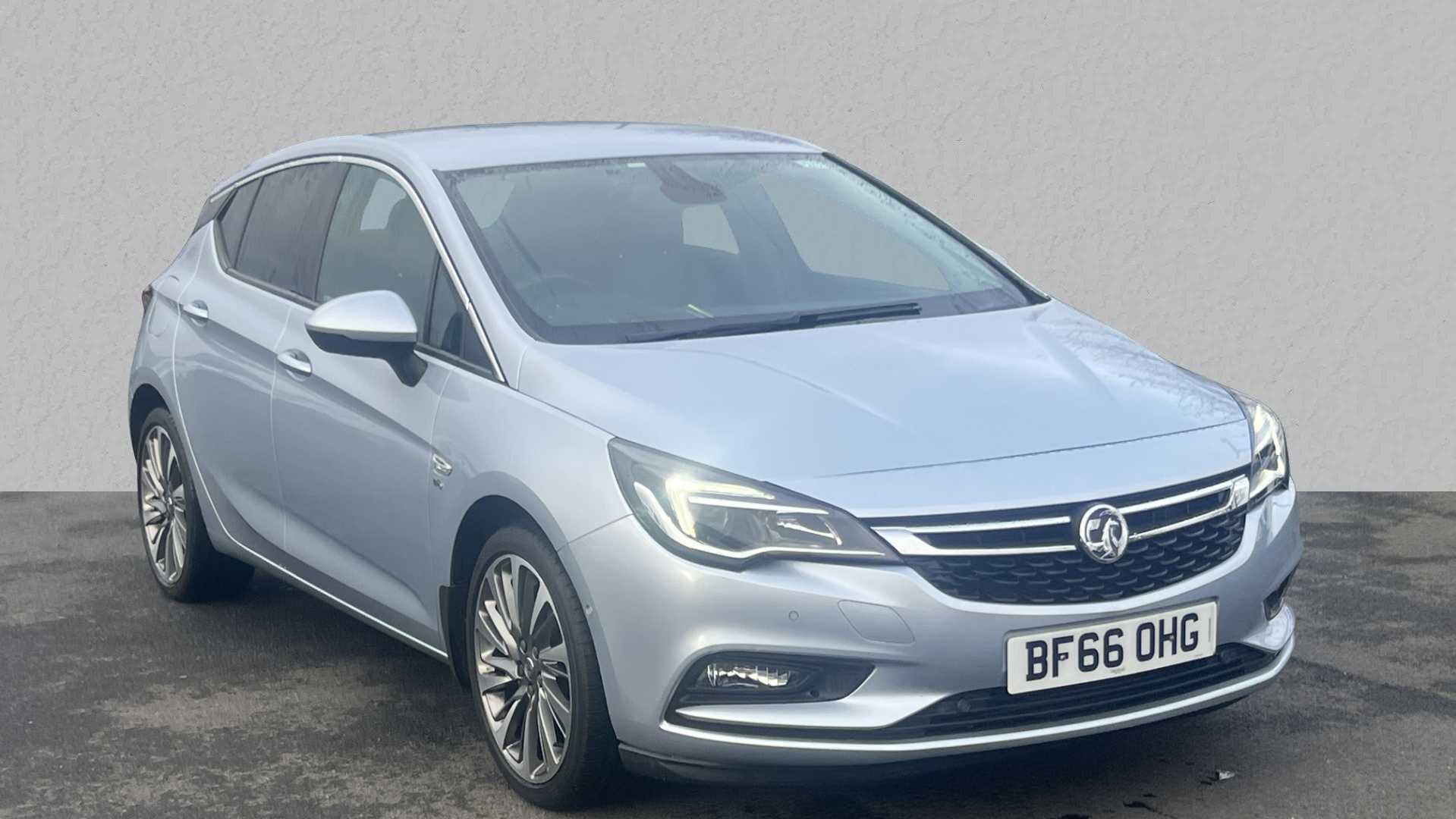 Main listing image - Vauxhall Astra