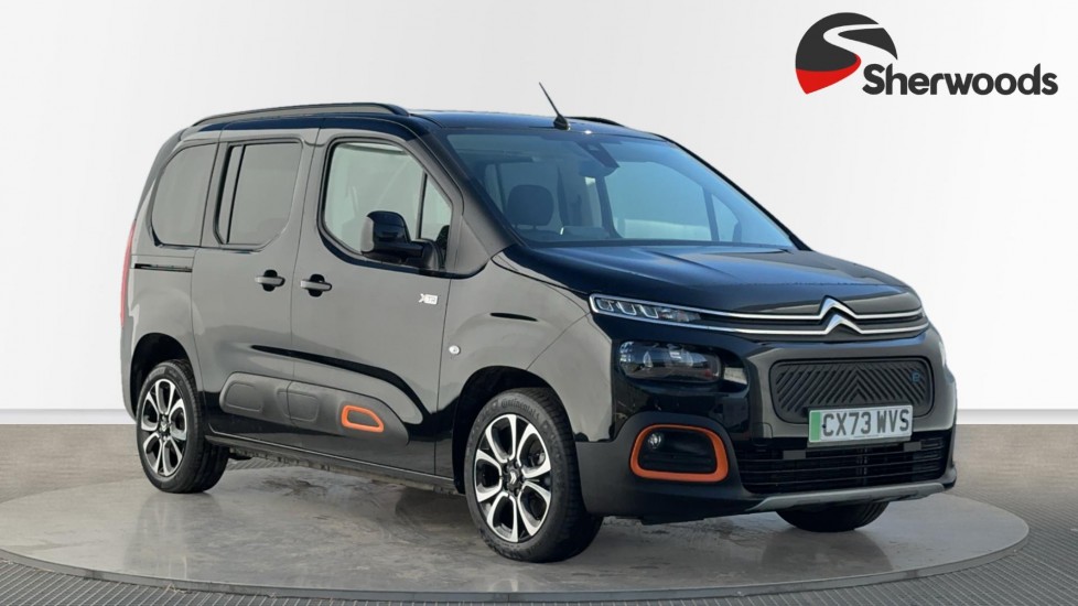 Main listing image - Citroen e-Berlingo