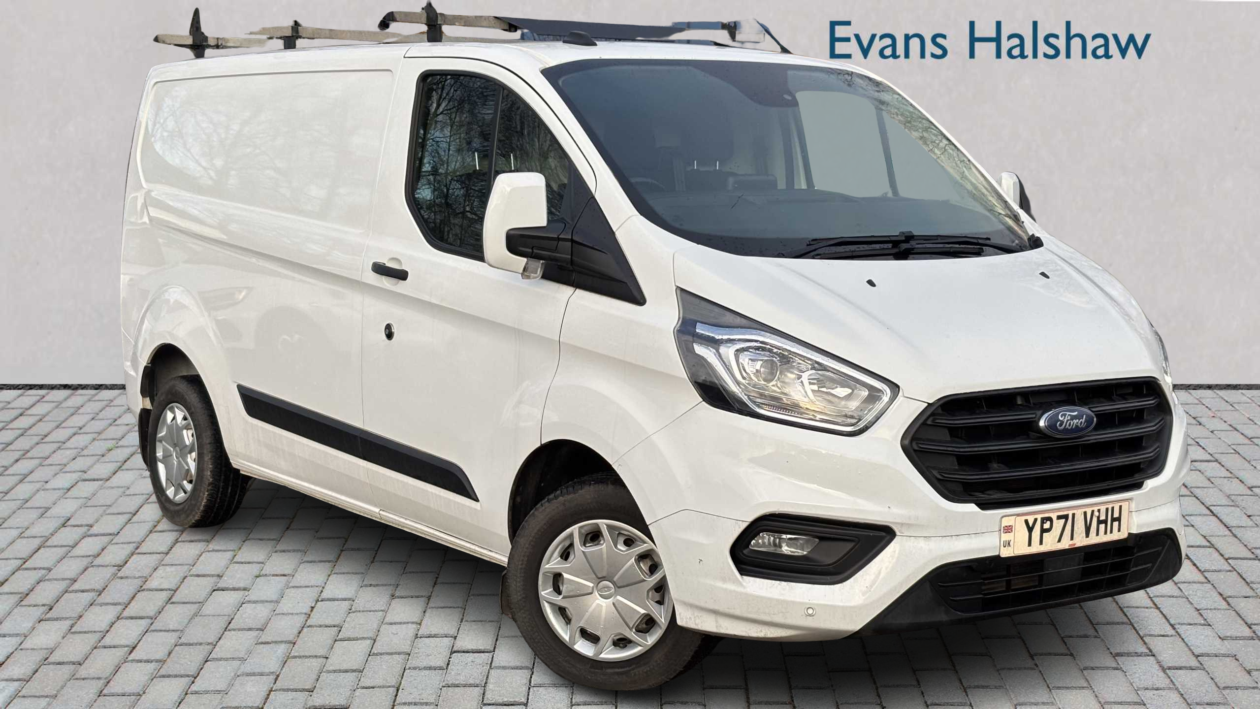 Main listing image - Ford Transit Custom