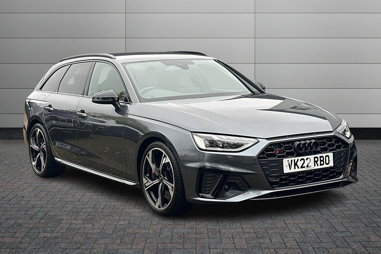 Main listing image - Audi S4