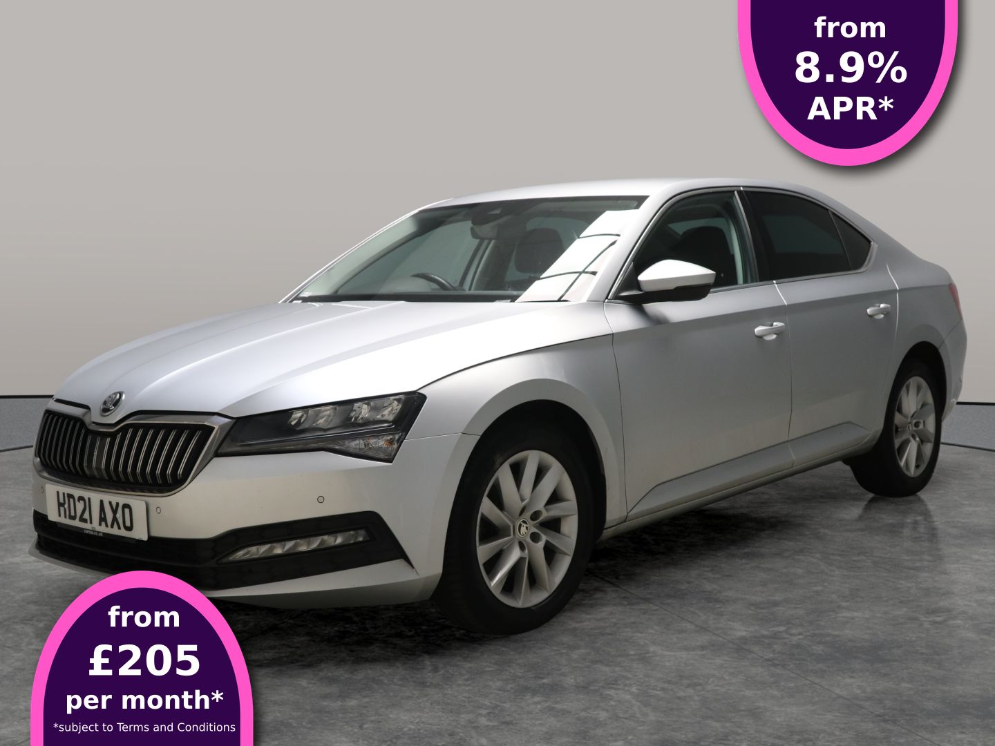 Main listing image - Skoda Superb