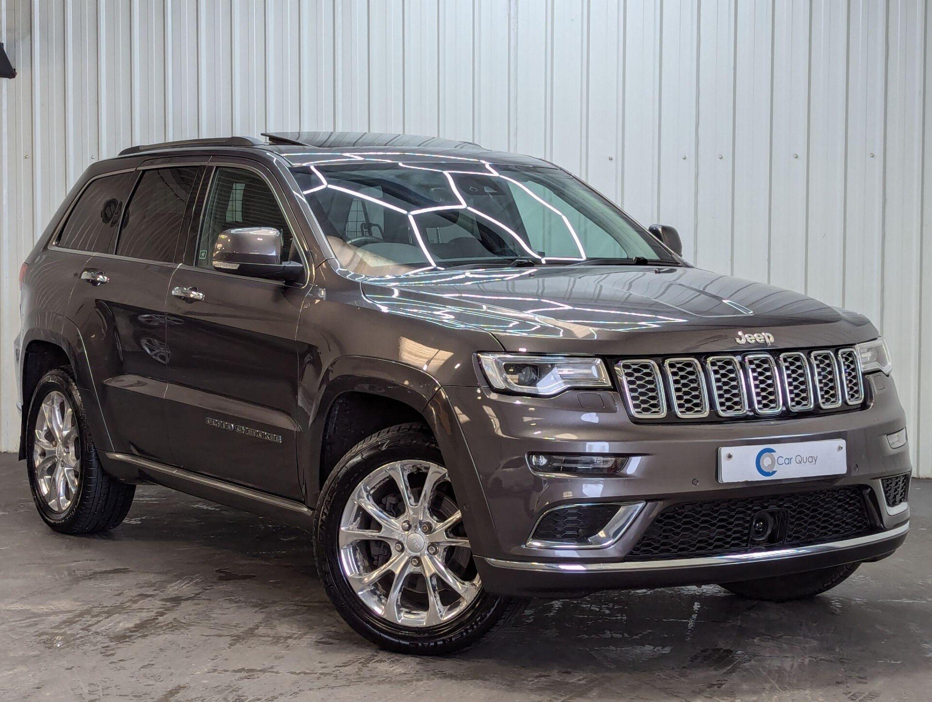 Main listing image - Jeep Grand Cherokee