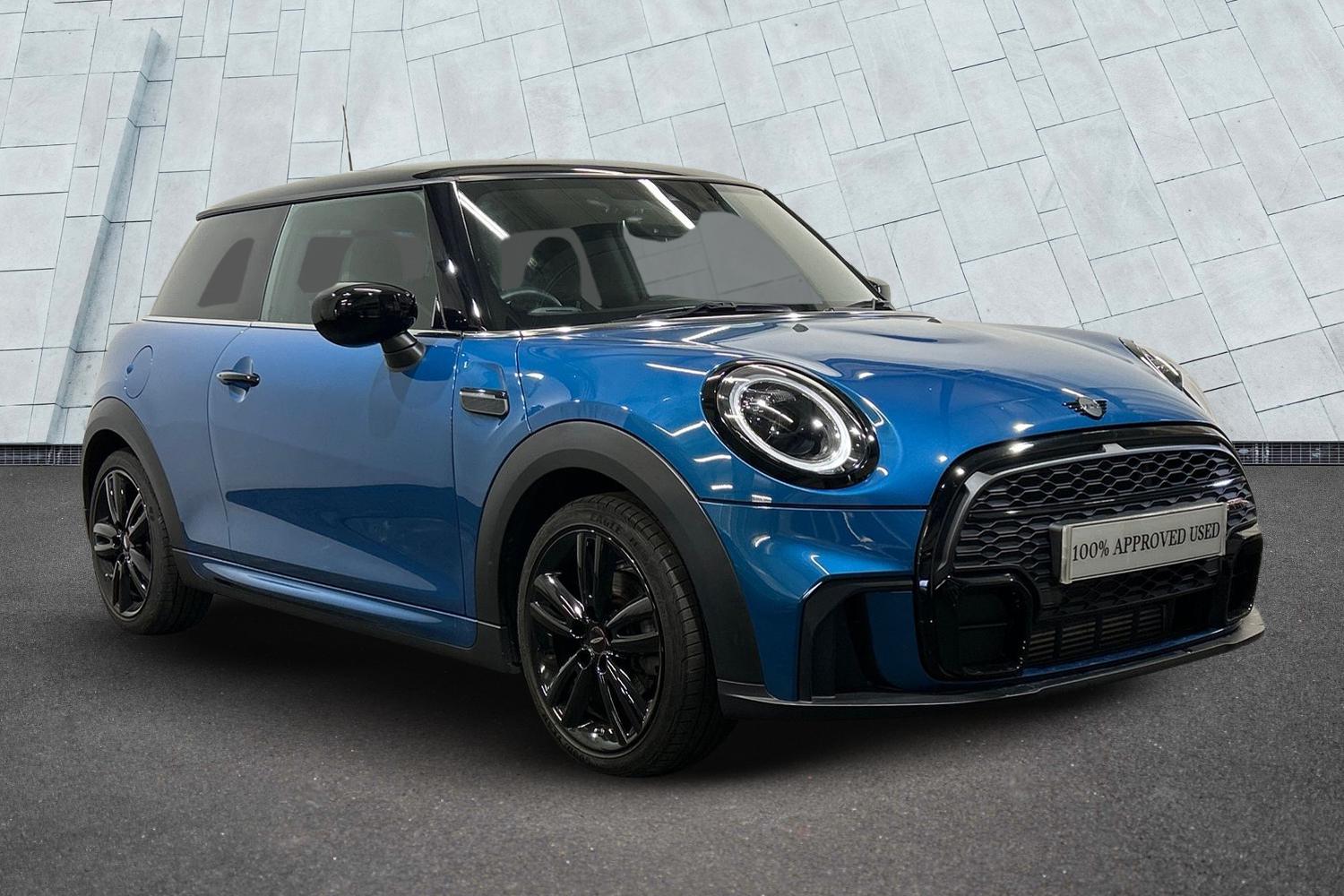 Main listing image - MINI Hatchback