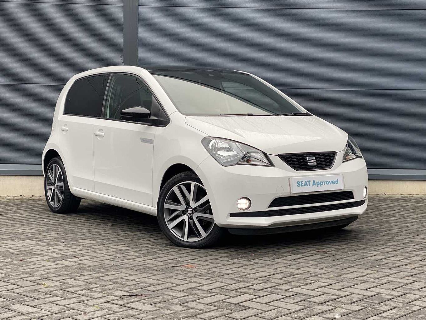 Main listing image - SEAT Mii Electric