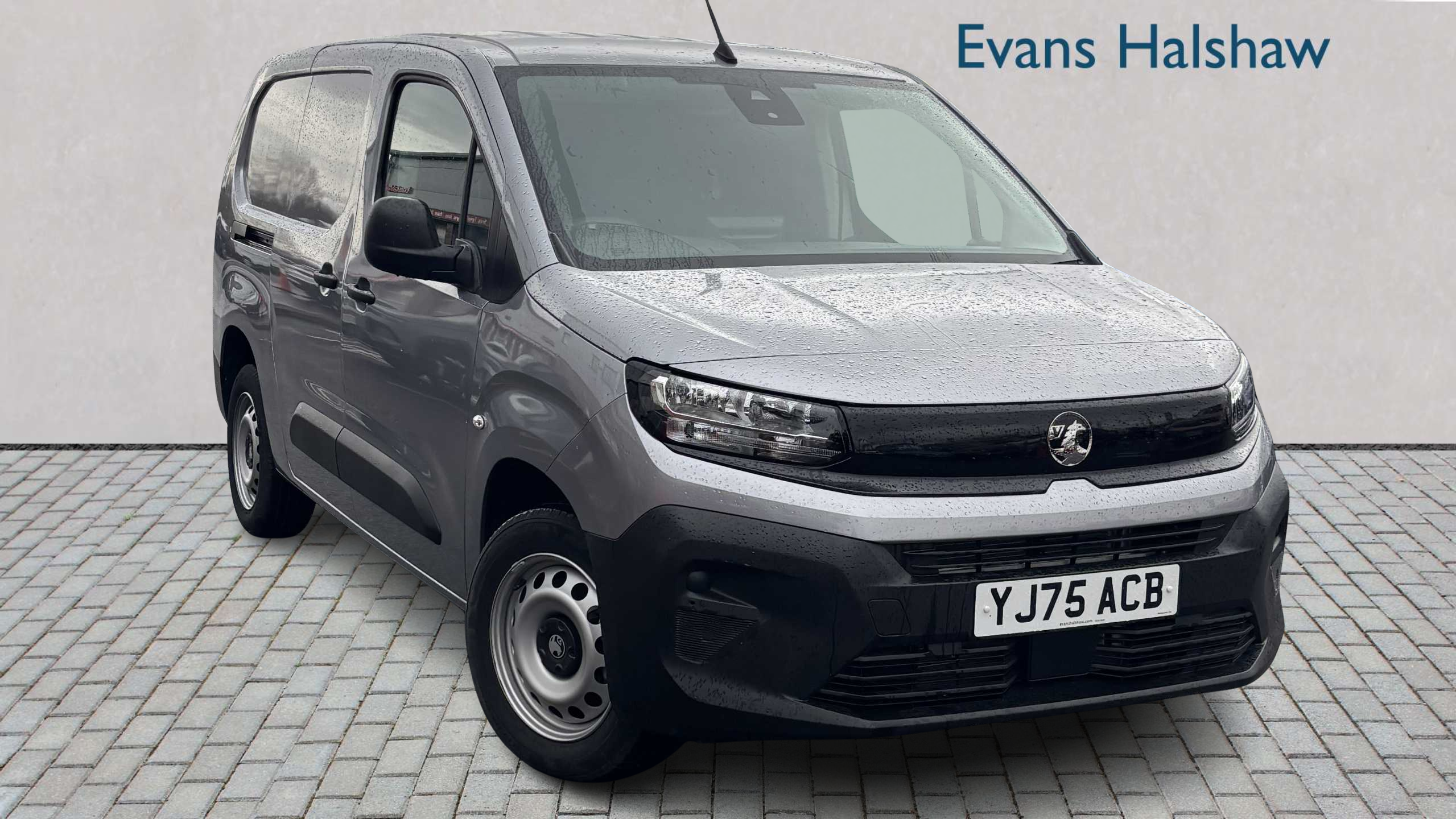 Main listing image - Vauxhall Combo Cargo